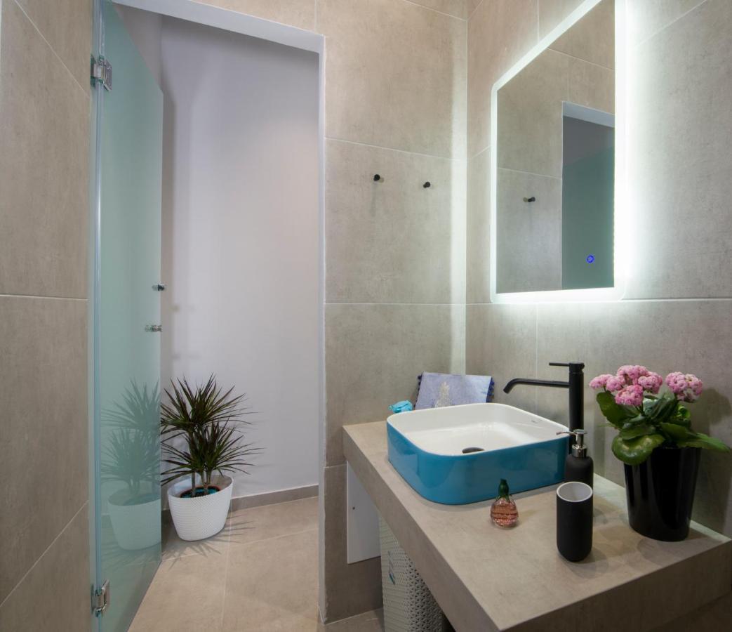 Luxury Villa Eva-Mari With Jacuzzi, 50M From The Beach Σταλός Εξωτερικό φωτογραφία